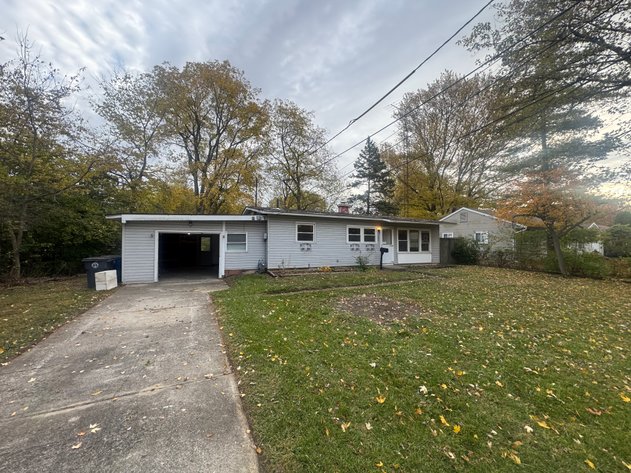 Image for MINIMUM BID AUCTION $99,000! 867 Cherry St