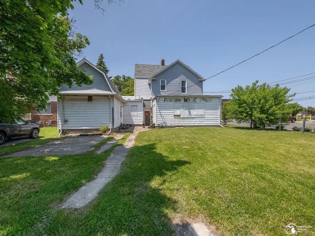Image for MINIMUM BID AUCTION $49,000! 611 S. Monroe St.