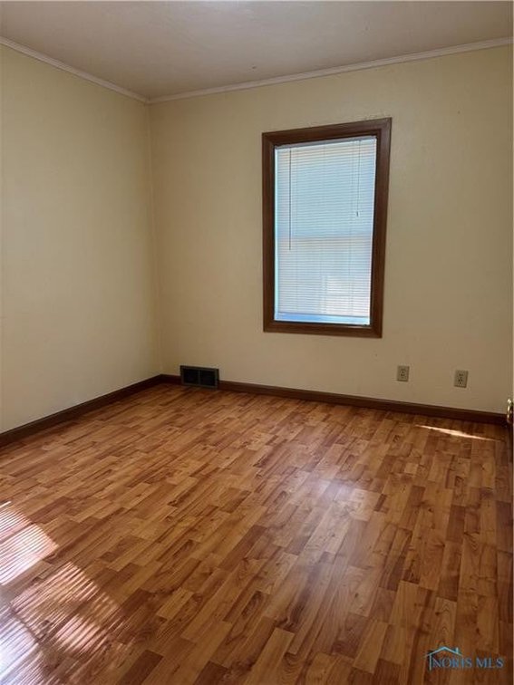 Image for MINIMUM BID AUCTION $150,000! 7944 Hill Ave