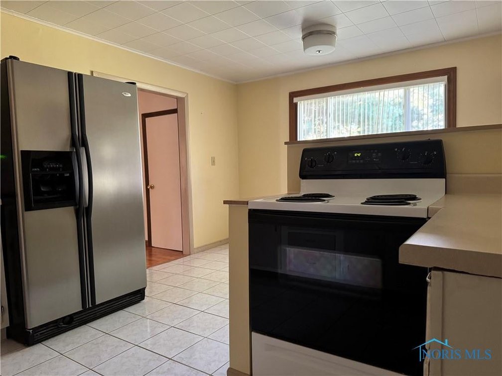 Image for MINIMUM BID AUCTION $150,000! 7944 Hill Ave