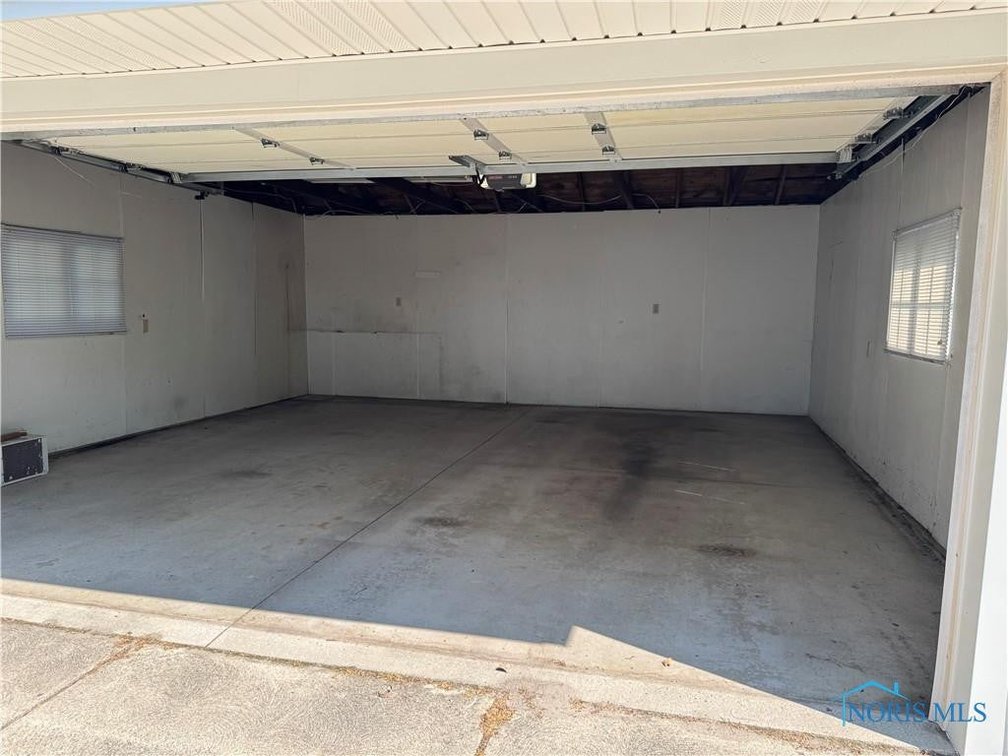Image for MINIMUM BID AUCTION $150,000! 7944 Hill Ave
