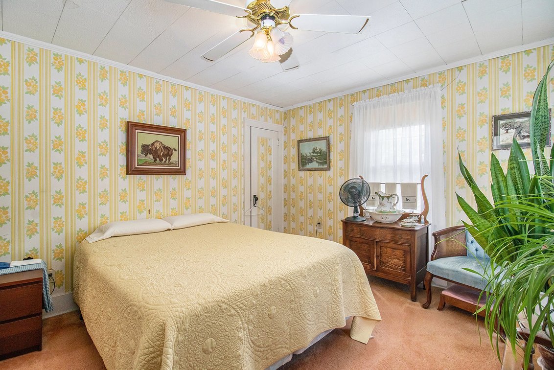 Image for MINIMUM BID AUCTION $139,000! 616 River Rd