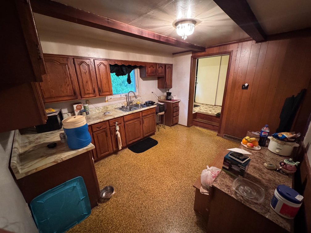 Image for MINIMUM BID AUCTION $89,000! 1021 N Crissey Rd