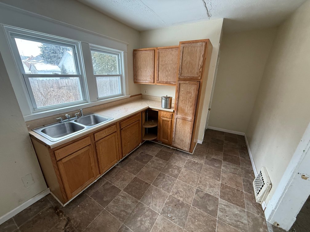 Image for SOLD PRIOR TO AUCTION! 3827 Lockwood Ave