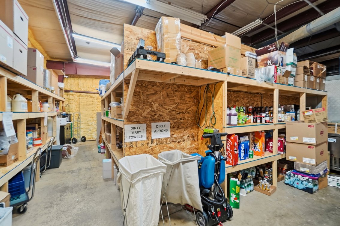 Image for TURN-KEY BUSINESS AUCTION! 2330 Bright Rd