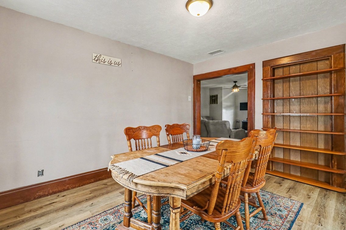 Image for SOLD PRIOR TO AUCTION! 114 N Main st