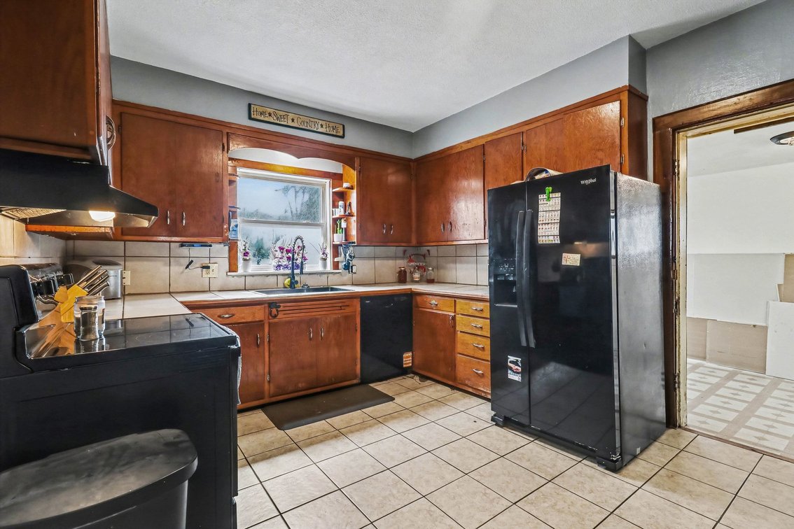 Image for SOLD PRIOR TO AUCTION! 114 N Main st