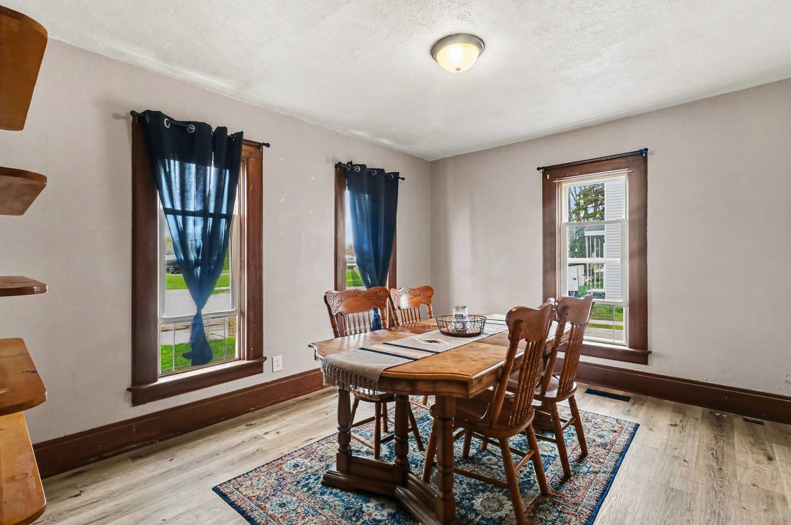 Image for SOLD PRIOR TO AUCTION! 114 N Main st