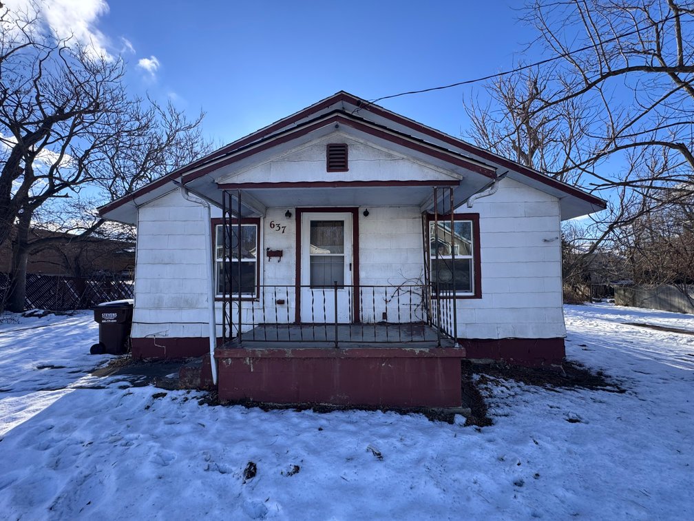 Image for MINIMUM BID AUCTION $25,000! 637 W Beecher St