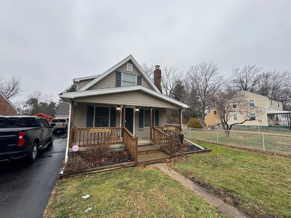 Image for MINIMUM BID AUCTION $69,000! 711 Sawyer Rd