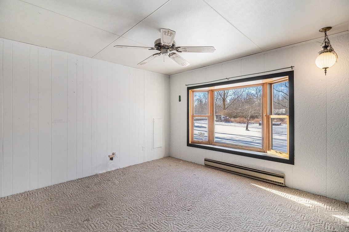 Image for MINIMUM BID AUCTION $209,000! 2460 County Road 62