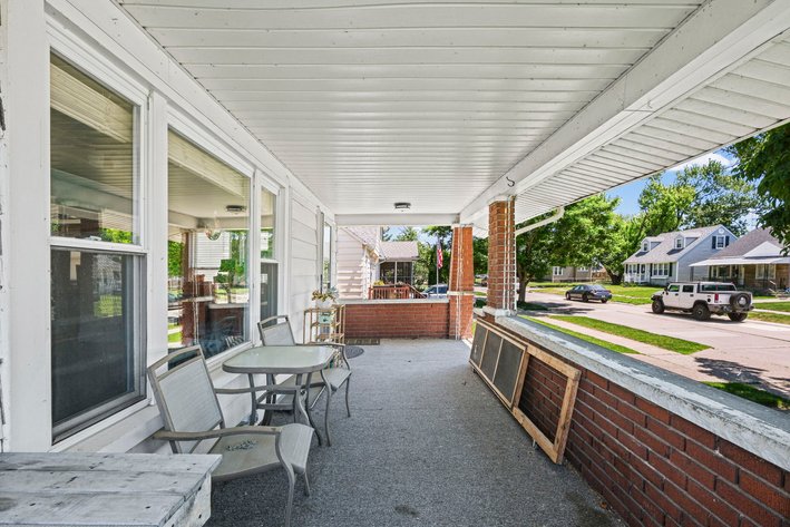 Image for MINIMUM BID AUCTION $99,000! 2559 106th St