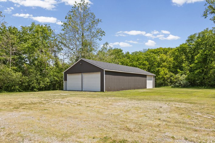 Image for MINIMUM BID AUCTION $399,000! 7325 Yawberg Rd