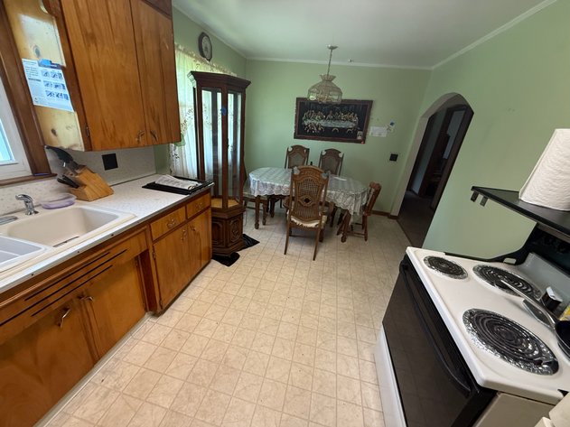 Image for MINIMUM BID AUCTION $100,000! 673 NOTTINGHAM DR