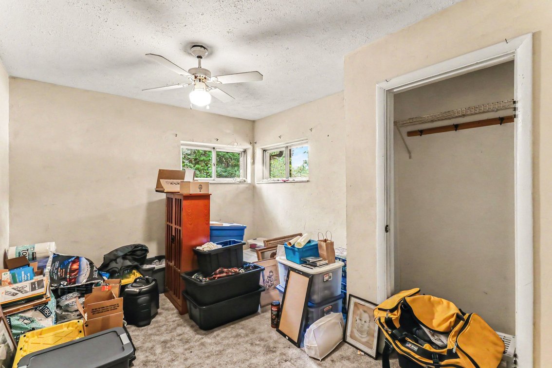 Image for MINIMUM BID AUCTION $149,000! 635 Glengary Rd