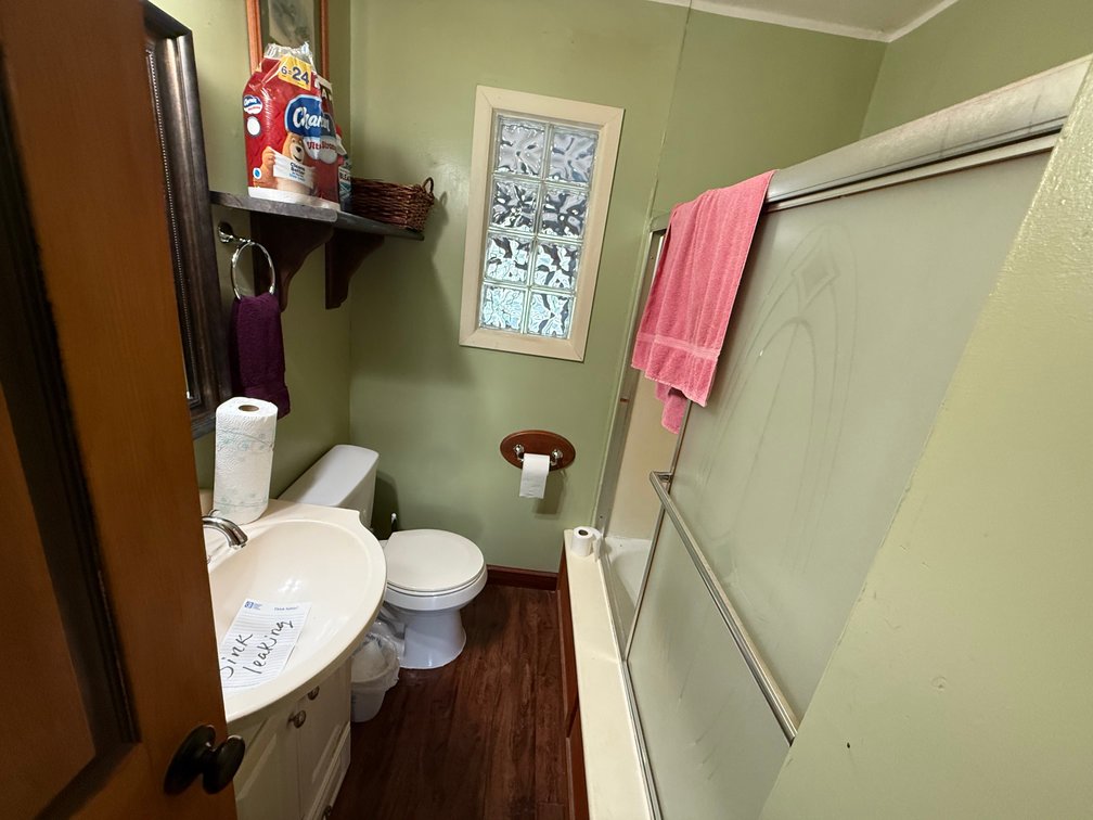 Image for MINIMUM BID AUCTION $100,000! 5927 Greenacre Rd