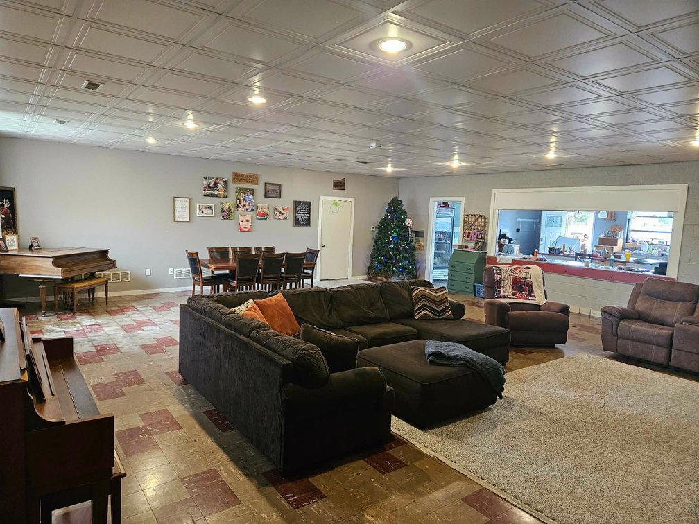 Image for MINIMUM BID AUCTION $160,000! 28025 Main St