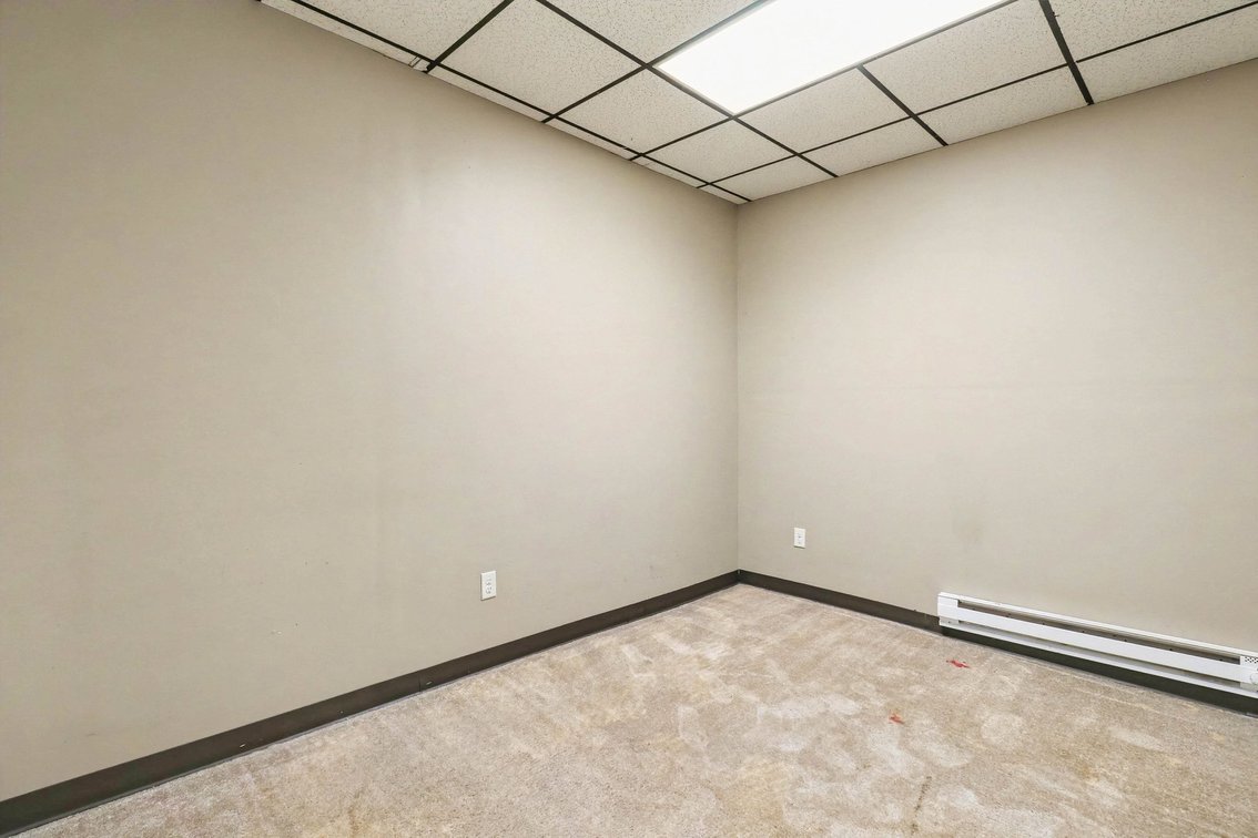 Image for MINIMUM BID AUCTION $49,000! 702 E Broadway