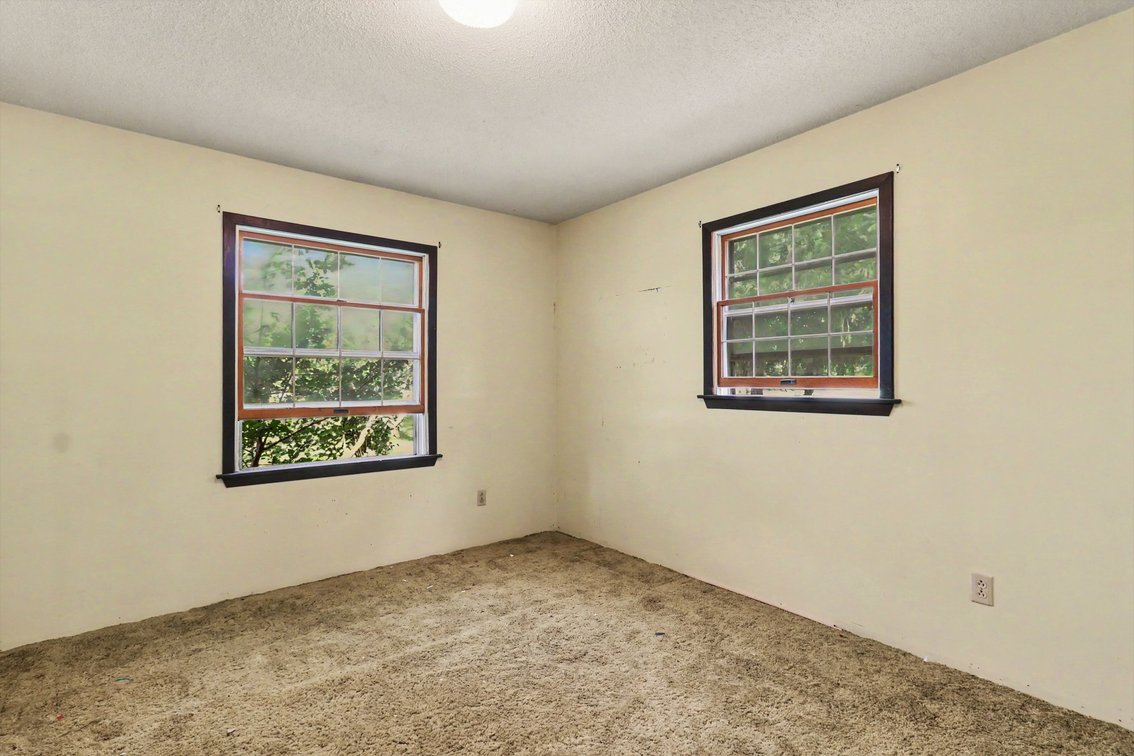 Image for MINIMUM BID AUCTION $149,000! 210 N. North Curtice Road