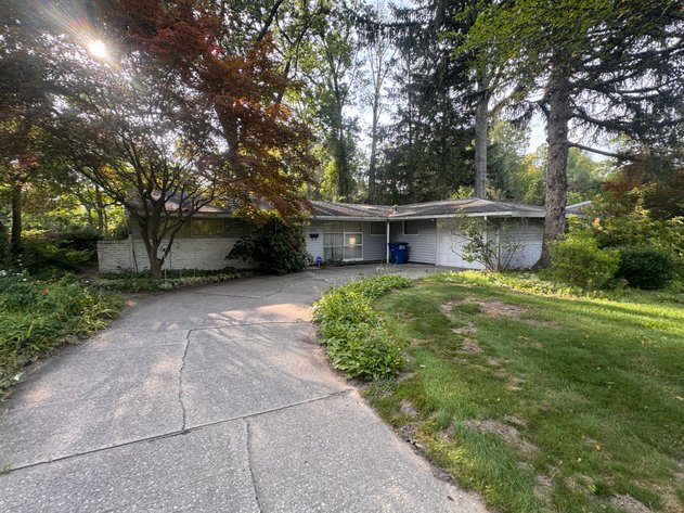 Image for MINIMUM BID AUCTION $99,000! 3534 E Lincolnshire Blvd