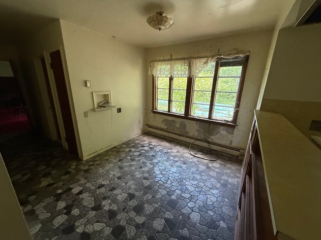 Image for MINIMUM BID AUCTION $70,000! 30 Lansdowne Rd