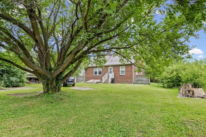 Image for MINIMUM BID AUCTION $119,000! 8905 Mandell Rd