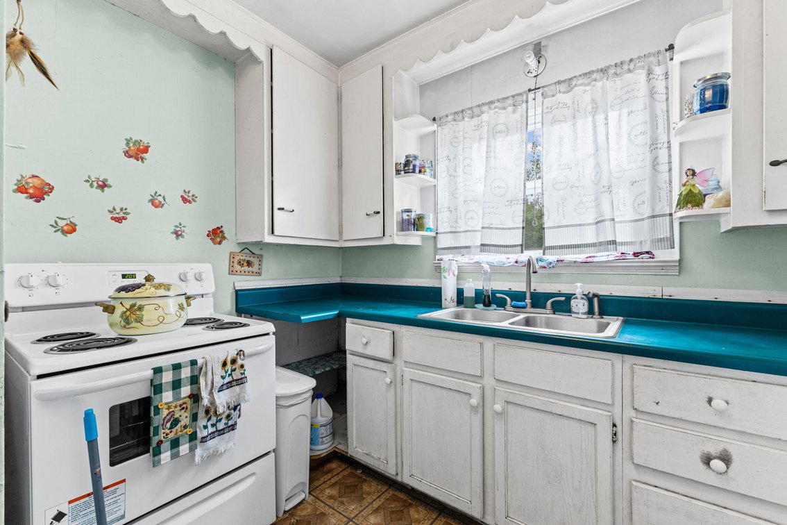Image for MINIMUM BID AUCTION $119,000! 8905 Mandell Rd