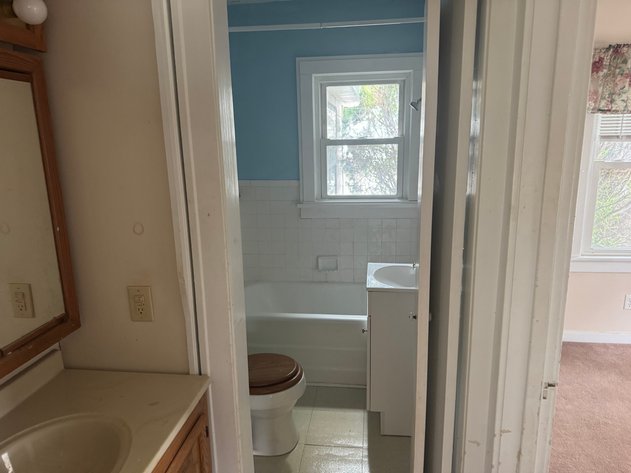 Image for MINIMUM BID AUCTION $99,000! 847 Walnut St