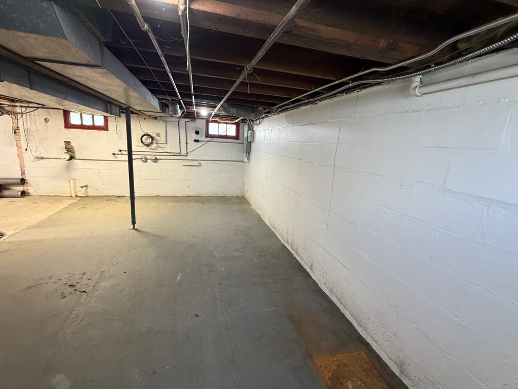 Image for MINIMUM BID AUCTION $99,000! 5622 Rudyard Rd