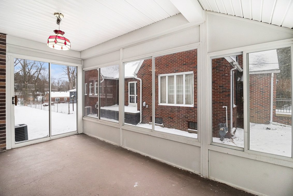 Image for MINIMUM BID AUCTION $150,000! 4705 W Bancroft St