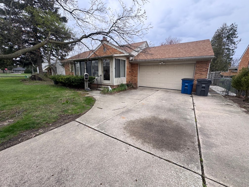 Image for MINIMUM BID AUCTION $79,000! 3260 Glencairn Ave
