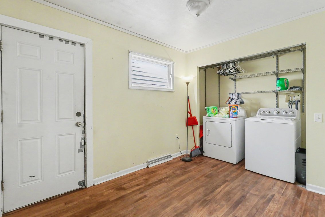 Image for MINIMUM BID AUCTION $110,000! 20750 Taylor St