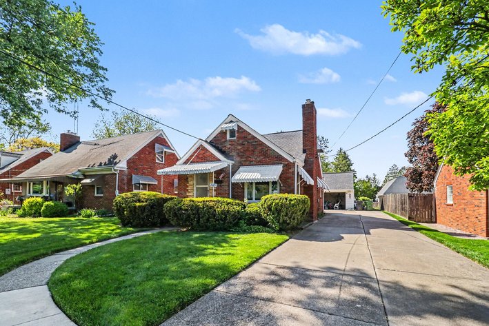 Image for MINIMUM BID AUCTION $199,000! 2425 River Rd