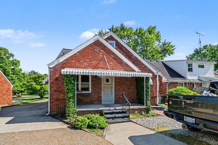 Image for MINIMUM BID AUCTION $199,000! 2425 River Rd