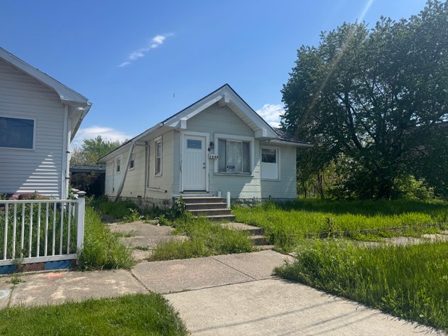 Image for ABSOLUTE AUCTION! 1944 N Michigan St