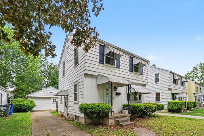Image for MINIMUM BID AUCTION $75,000! 1204 Hawk St