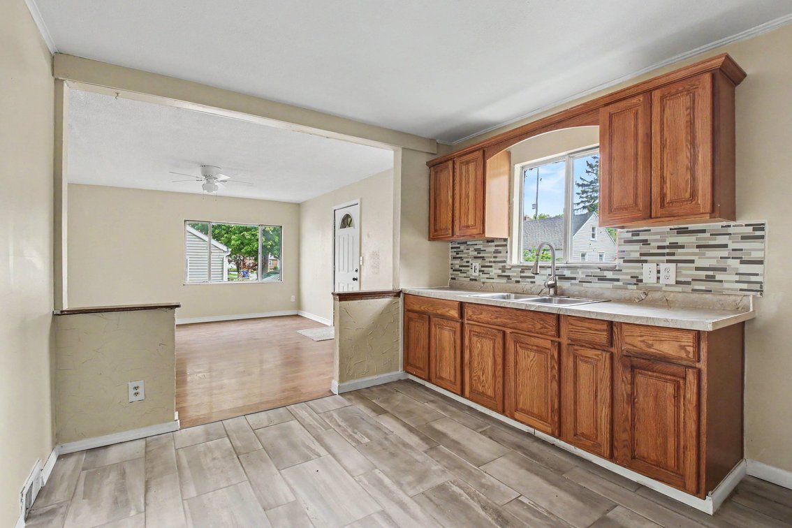 Image for MINIMUM BID AUCTION $89,000! 10909 Maple St