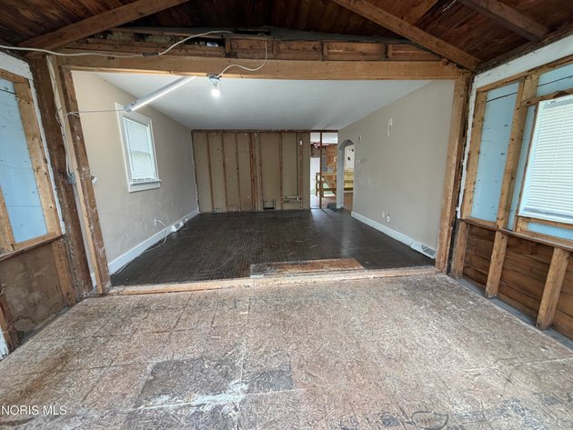 Image for MINIMUM BID AUCTION $49,000! 5622 Rudyard Rd