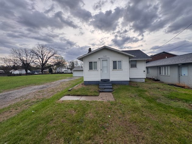 Image for MINIMUM BID AUCTION $49,000! 5622 Rudyard Rd