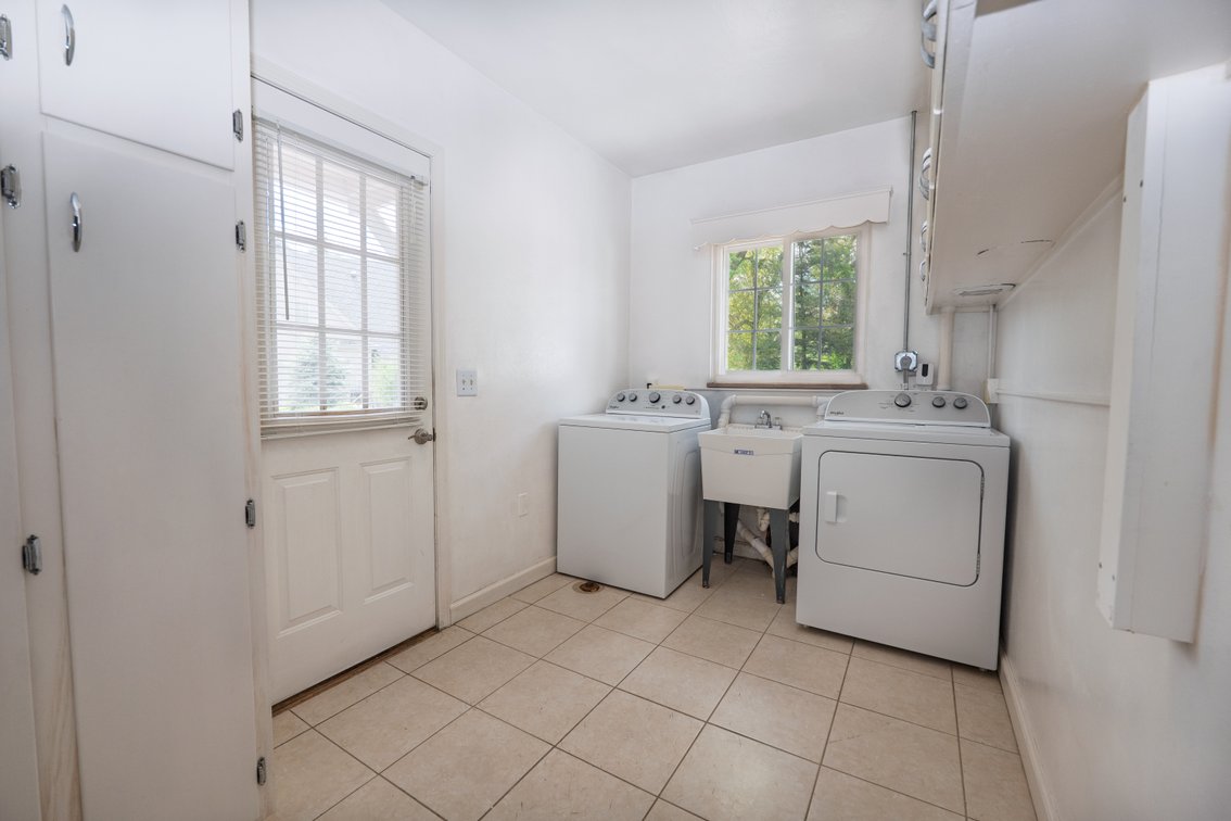 Image for REAL ESTATE AUCTION! 2953 Westchester Rd