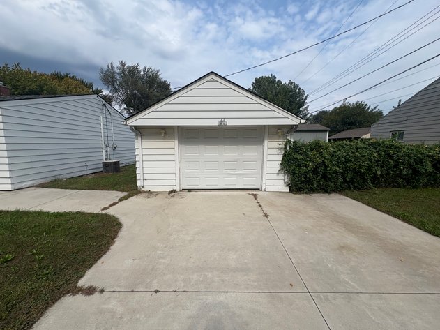 Image for MINIMUM BID AUCTION $49,000! 2530 South Ave