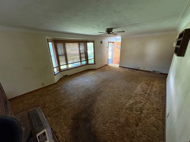 Image for MINIMUM BID AUCTION $69,000! 11123 West St.