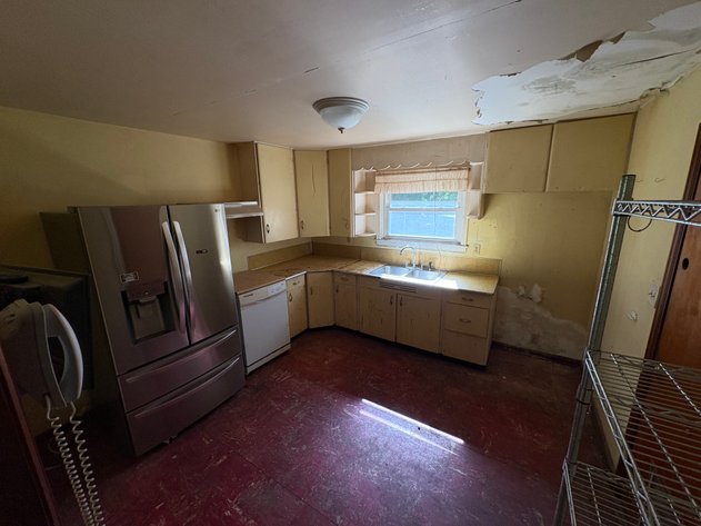 Image for MINIMUM BID AUCTION $69,000! 11123 West St.
