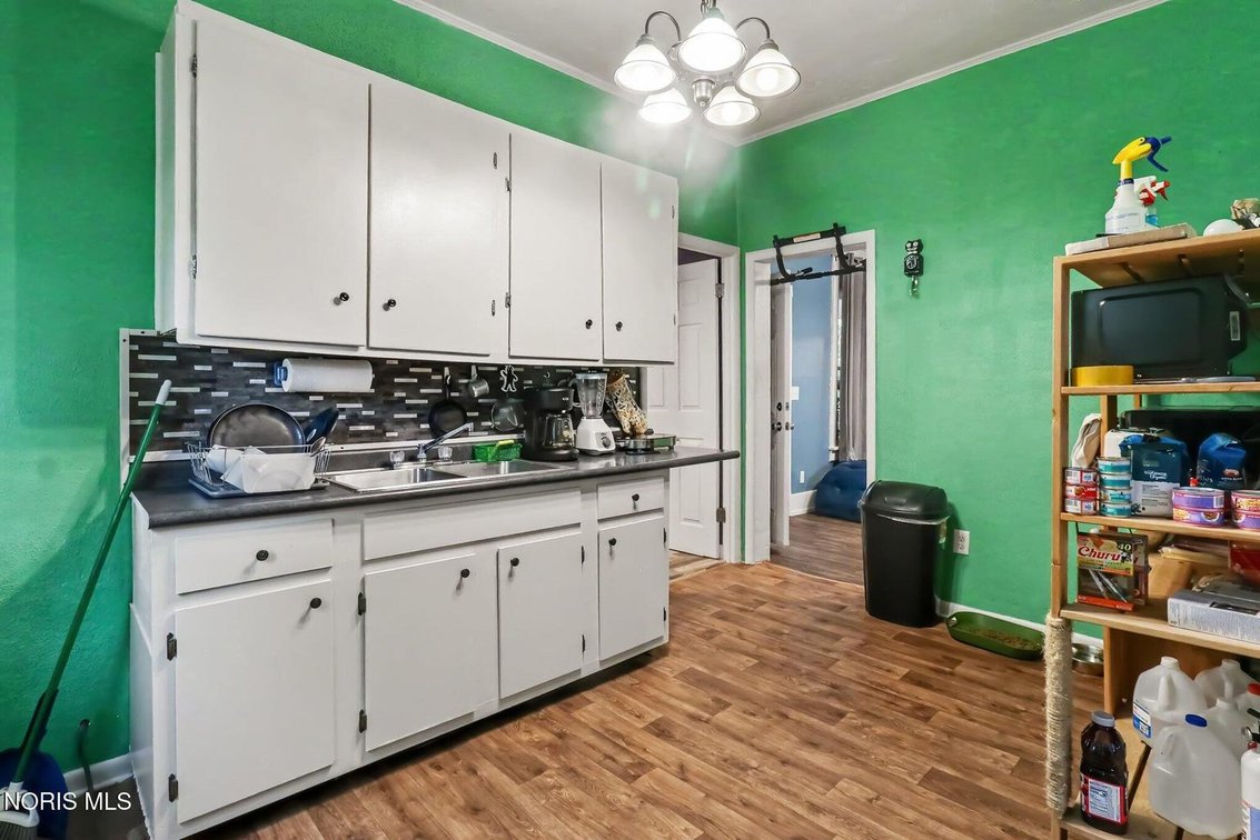 Image for MINIMUM BID AUCTION $40,000! 628 Orchard St