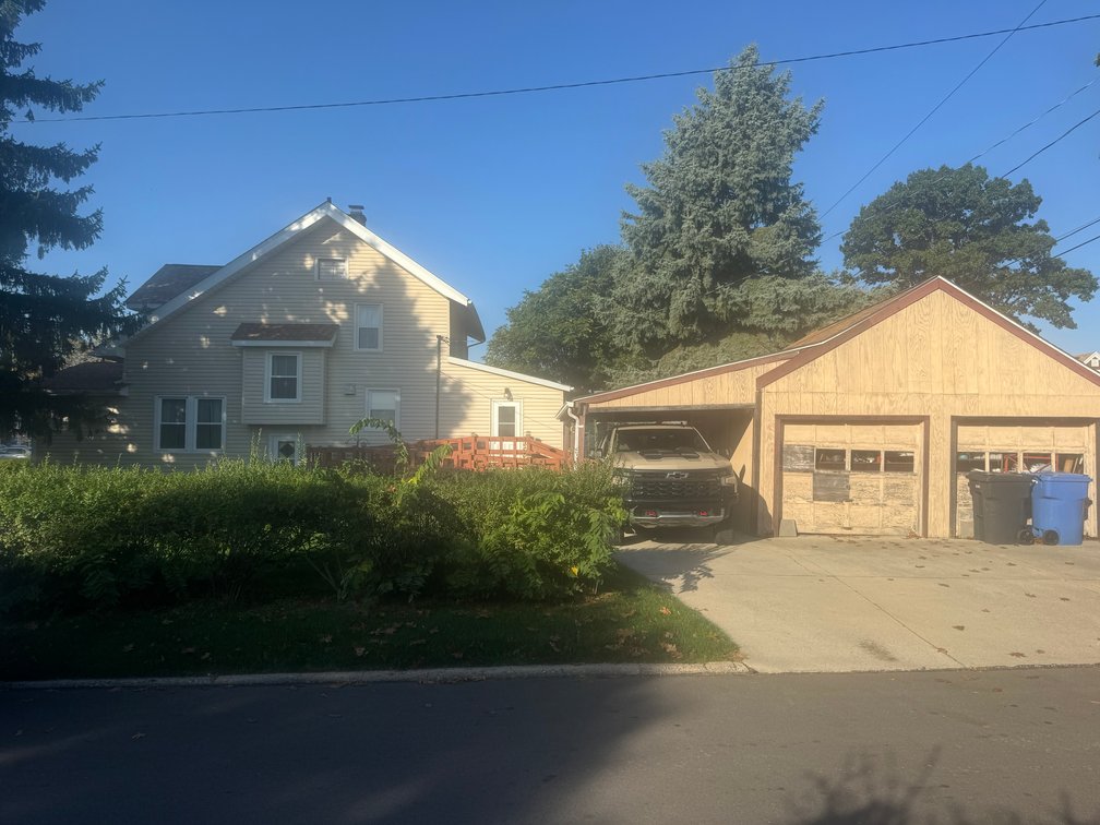 Image for MINIMUM BID AUCTION $59,000! 3045 117th St