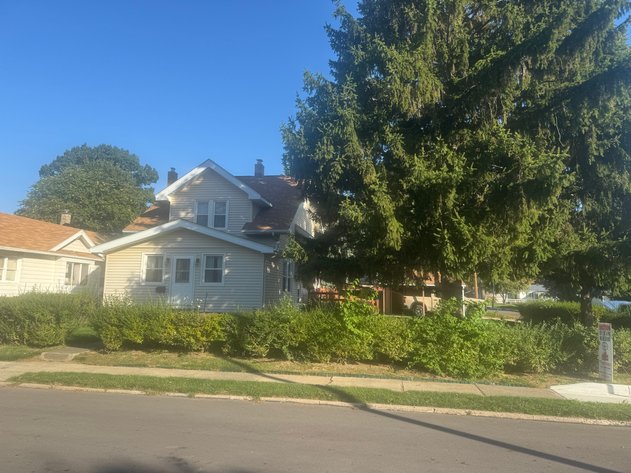 Image for MINIMUM BID AUCTION $59,000! 3045 117th St