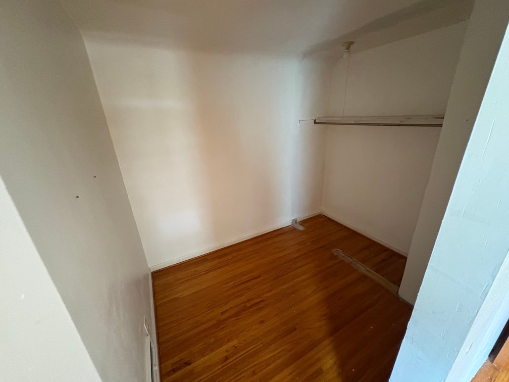 Image for MINIMUM BID AUCTION $99,000! 2821 Latonia Blvd