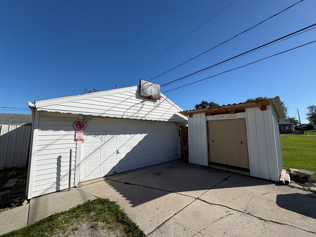 Image for MINIMUM BID AUCTION $99,000! 2301 Maryland Pl