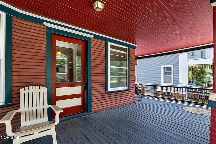 Image for MINIMUM BID AUCTION $100,000! 2268 Parkwood Ave