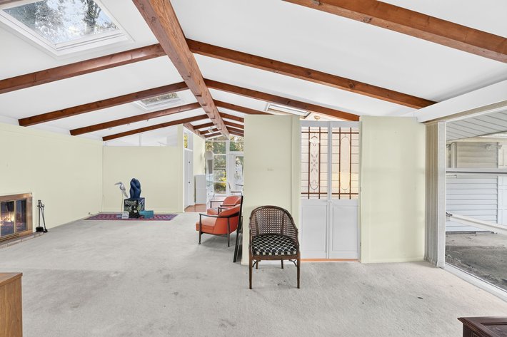 Image for MINIMUM BID AUCTION $99,000! 3534 E Lincolnshire Blvd